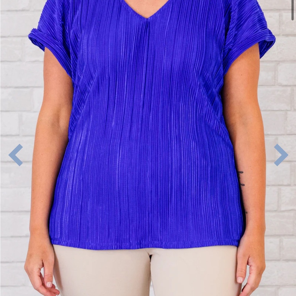 Chic Soul Vibrant Blue Women's Top